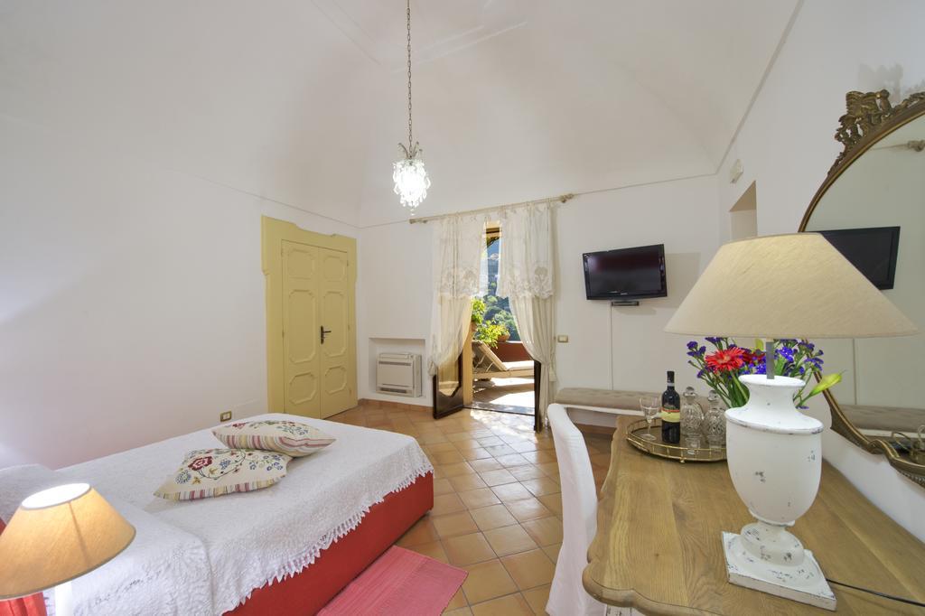 Casa Theodora Apartment Positano Ruang foto