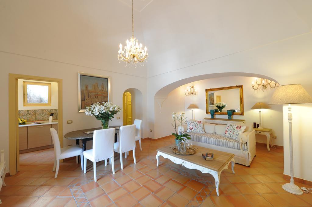 Casa Theodora Apartment Positano Ruang foto